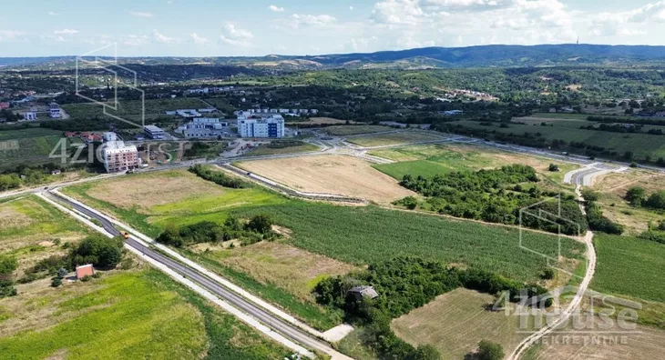 Plac | 4zida