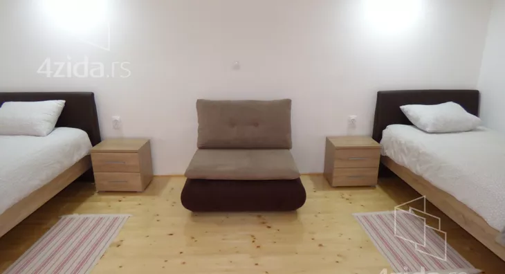 Turistički objekat | 4zida