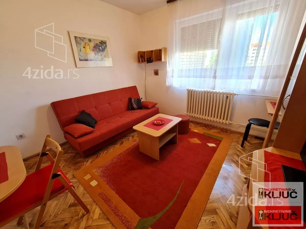 Garsonjera | 4zida