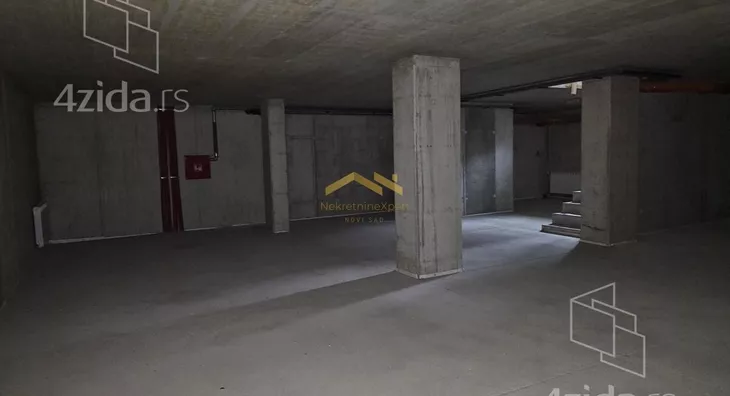 Poslovni prostor | 4zida