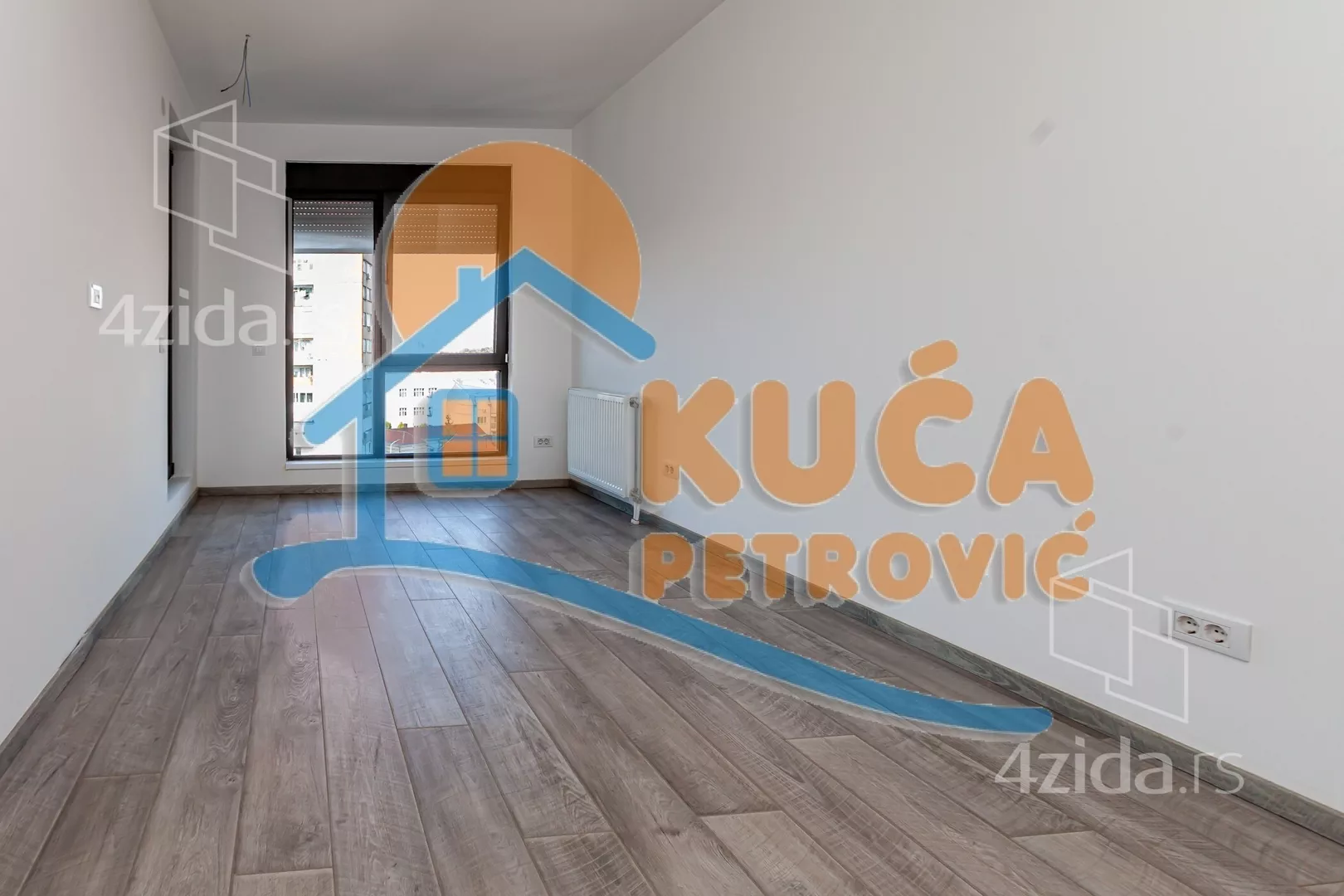 Četvorosoban stan | 4zida