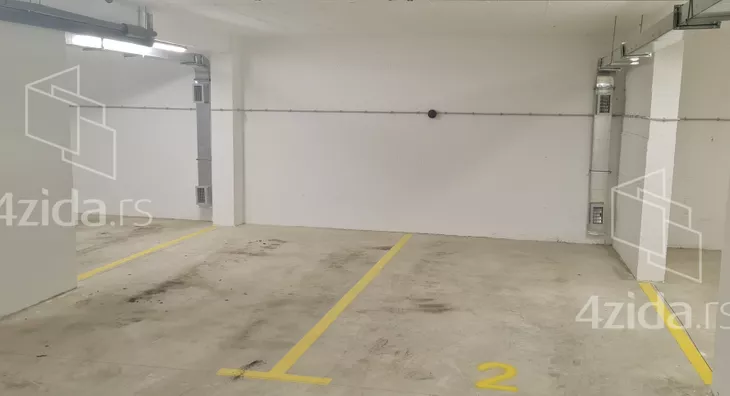 Parking | 4zida