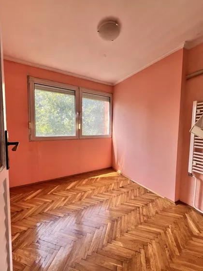 Radijalac | 4zida.rs