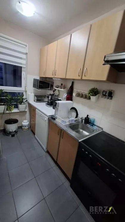 Jugovićevo | 4zida.rs