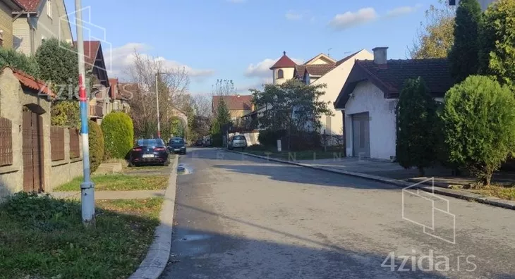 Građevinsko zemljište | 4zida