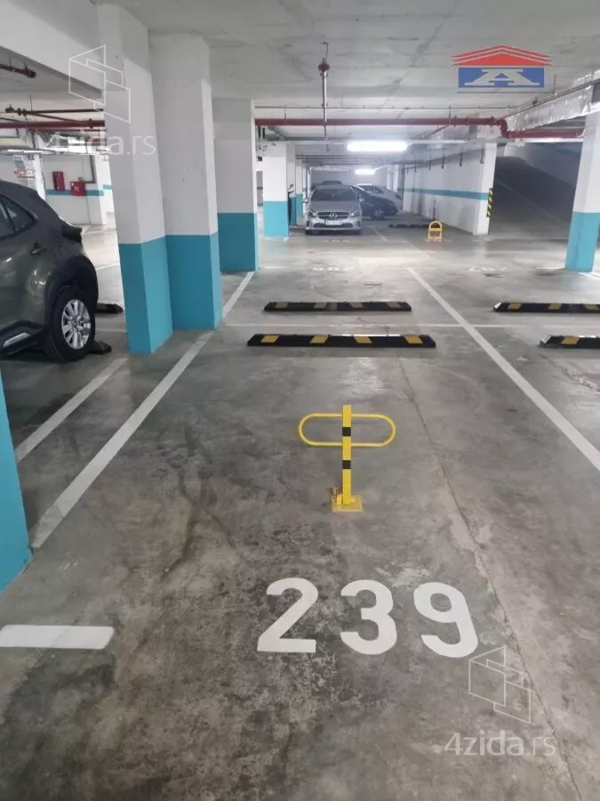 Garaža/Parking | 4zida