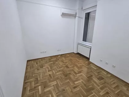 Dečanska | 4zida.rs