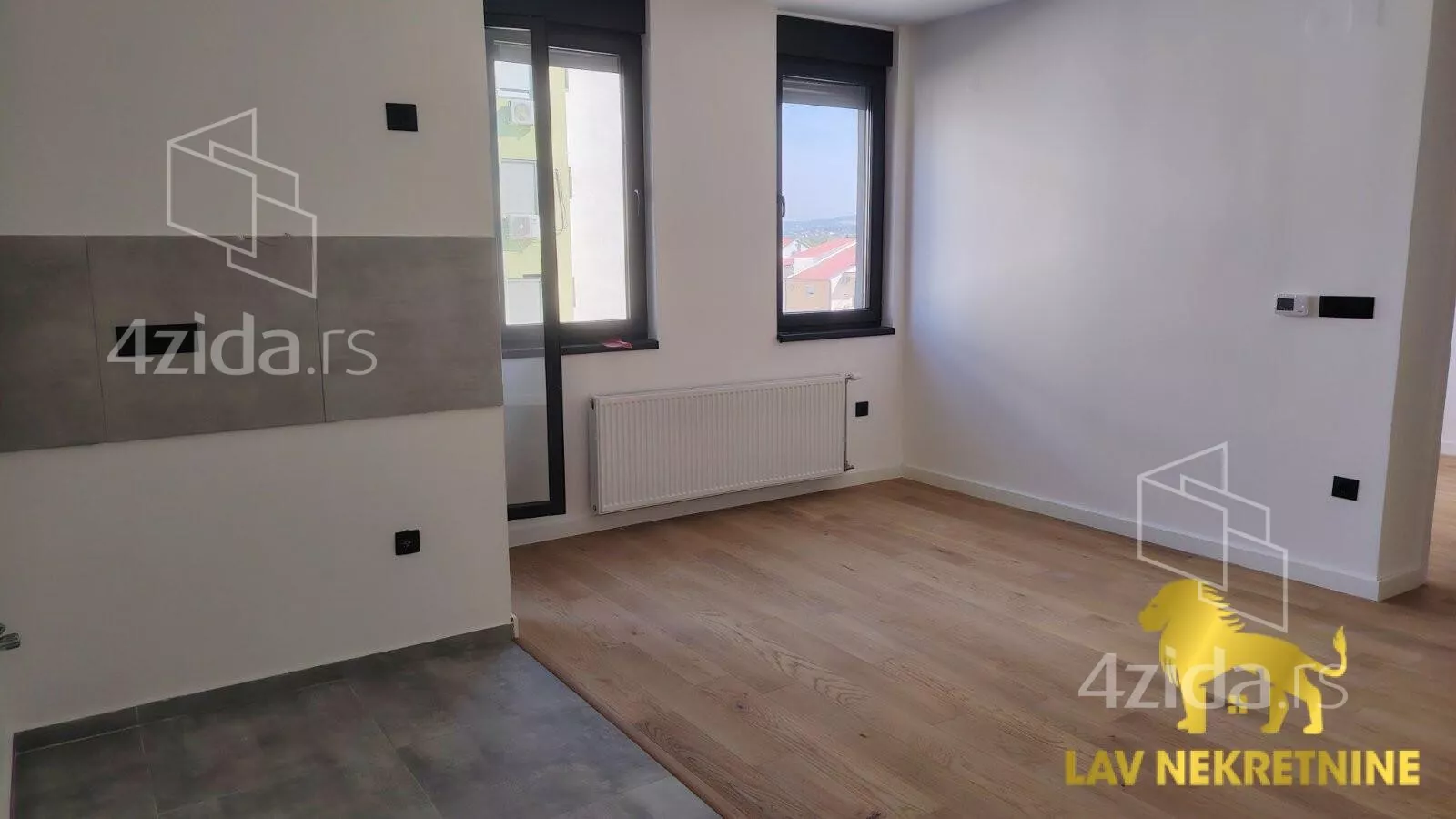 Jednoiposoban stan | 4zida