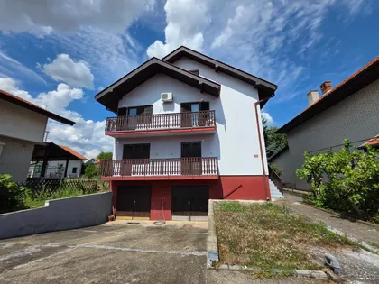 Budžino Brdo | 4zida.rs