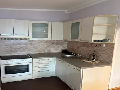 Milete Jakšića 11 | 4zida.rs