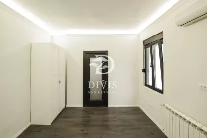 Gospodar-Jovanova bb | 4zida.rs