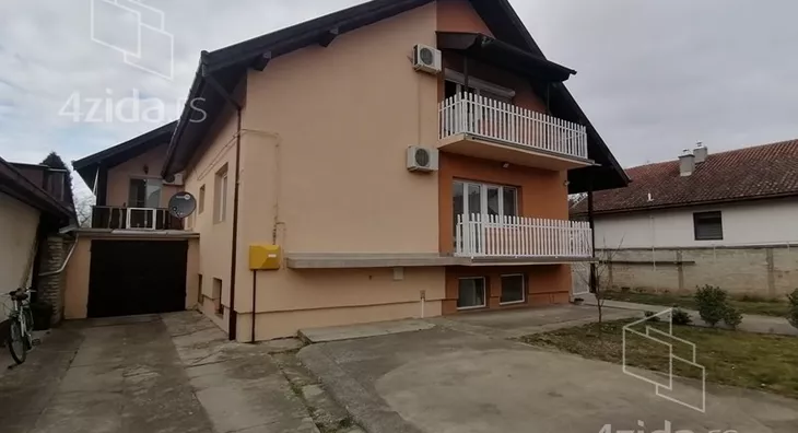 Kuća | 4zida