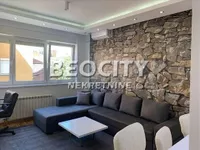 Vukov Spomenik, Zvezdara opština, Beograd | 4zida.rs