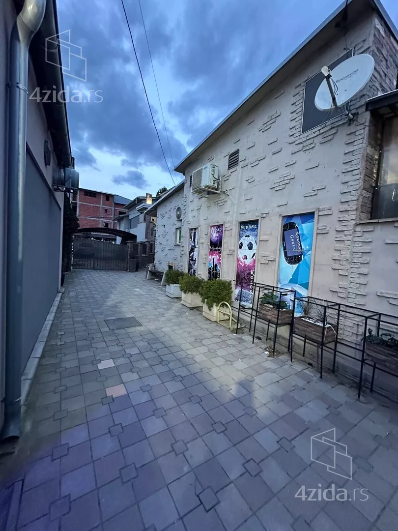 Poslovni prostor | 4zida