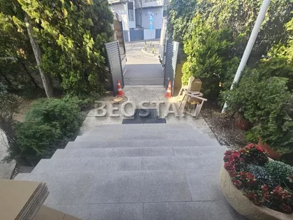 Heroja Milana Tepića | 4zida.rs