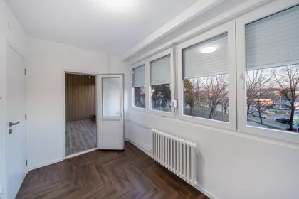 Glasinačka 1 | 4zida.rs