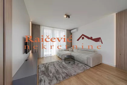 Nikolaja Kravcova | 4zida.rs