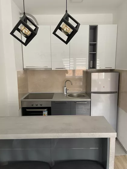 6. Oktobra | 4zida.rs