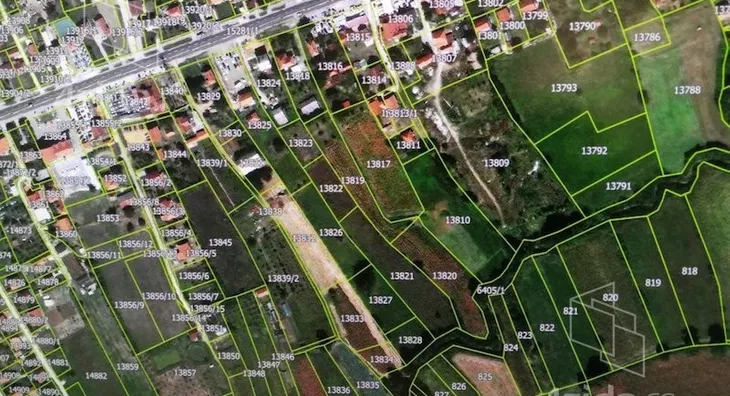 Građevinsko zemljište | 4zida