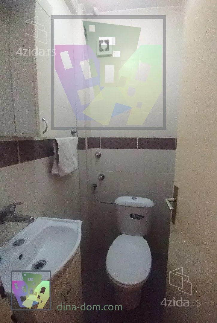 Četvoroiposoban stan | 4zida