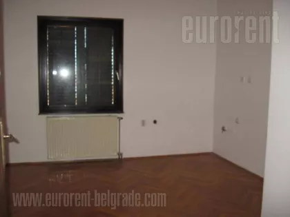 KUMODRAŽ | 4zida.rs