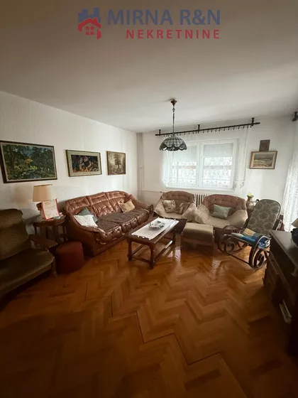 Stara Selenča | 4zida.rs