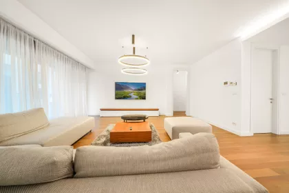 Hram Svetog Save | 4zida.rs