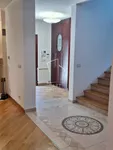 Šestosoban stan | 4zida