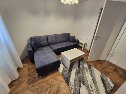 Patrijarha Varnave | 4zida.rs