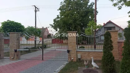Čurug | 4zida.rs