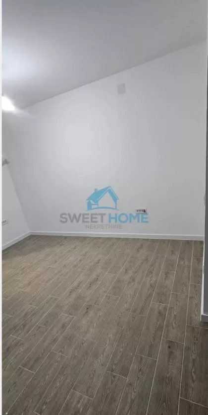 Podujevska | 4zida.rs