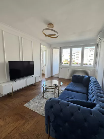 Crveni Krst Vračar | 4zida.rs