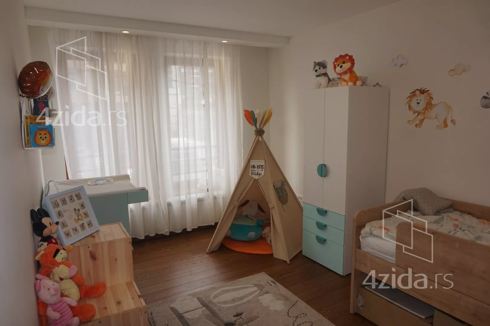 Četvorosoban stan | 4zida