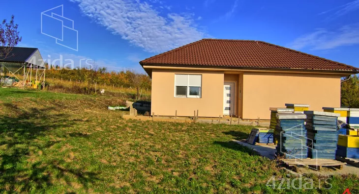 Kuća | 4zida