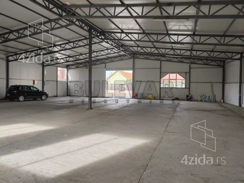 Lokal | 4zida