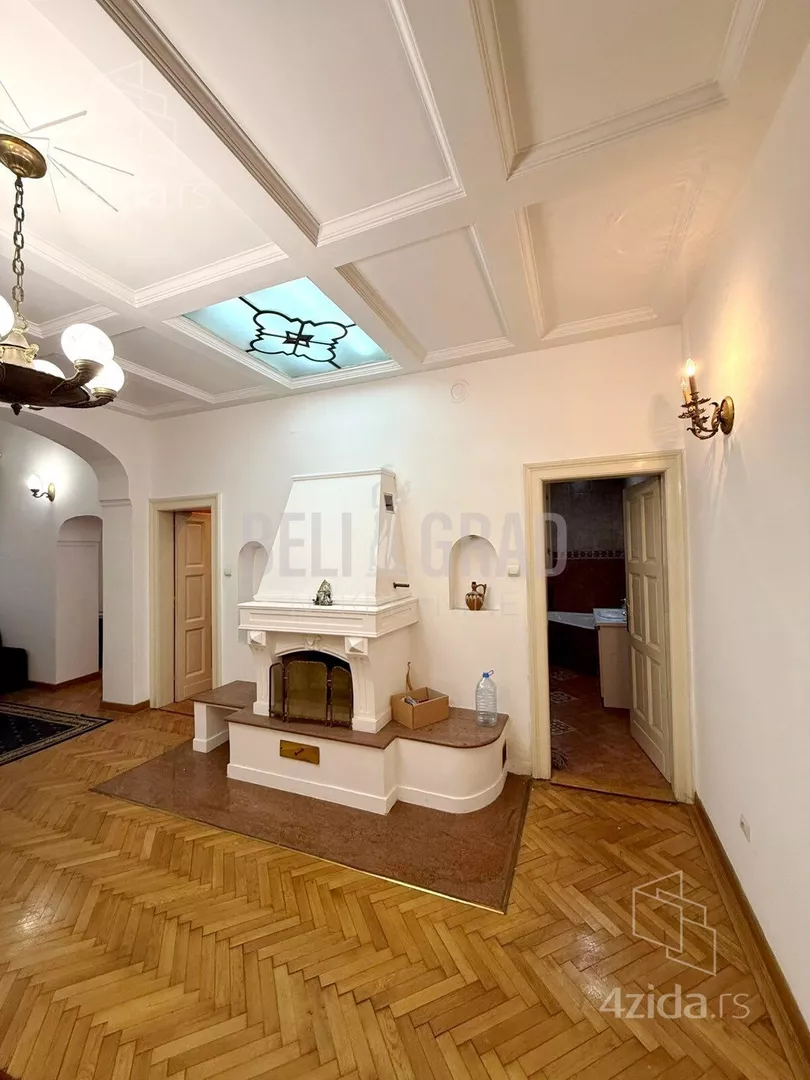 Šestosoban stan | 4zida