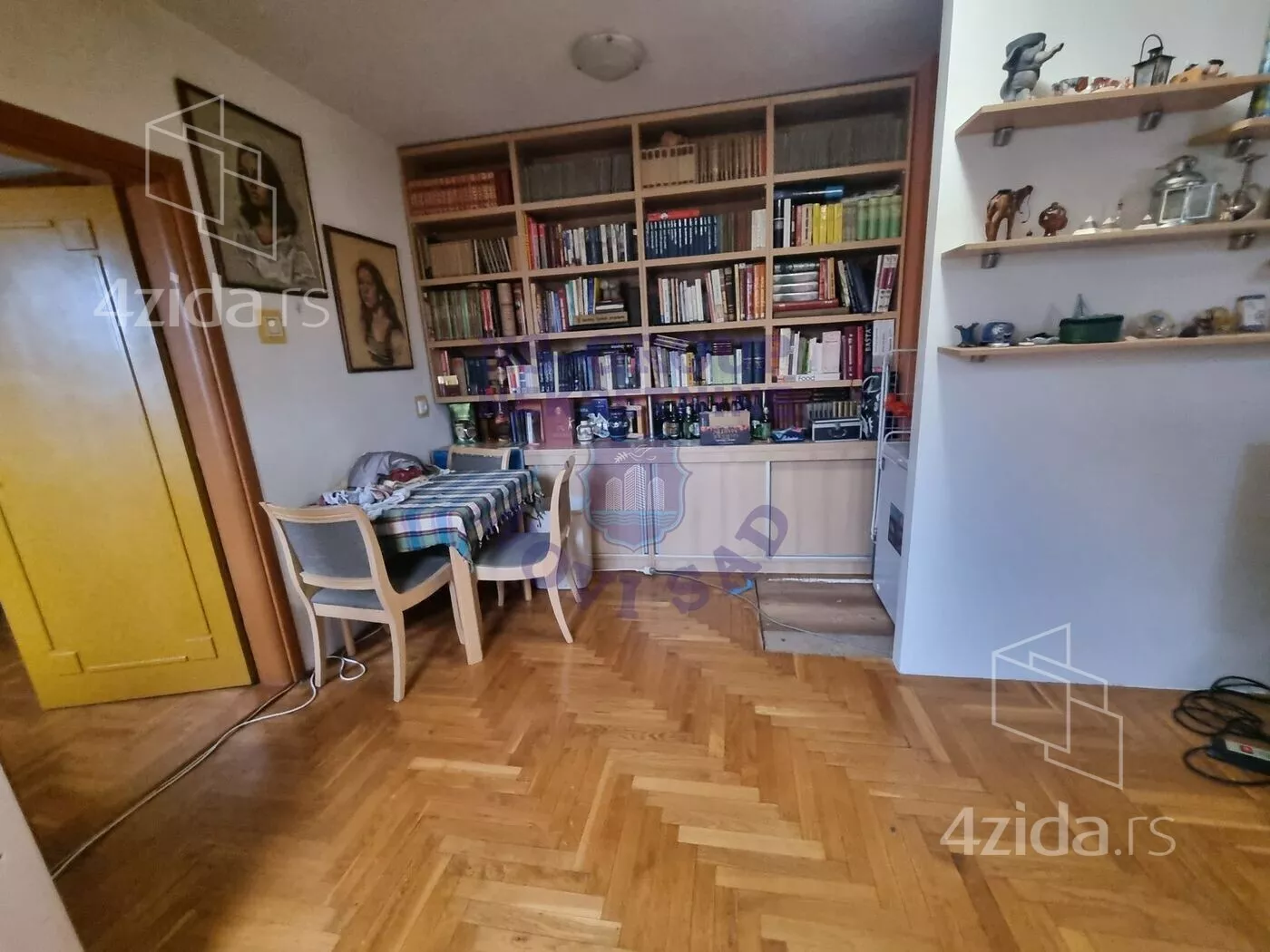 Šestosoban stan | 4zida