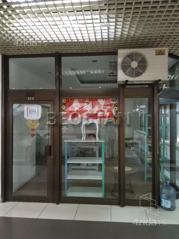 Lokal | 4zida