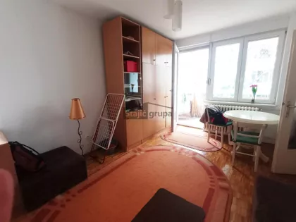 Učiteljsko Naselje | 4zida.rs