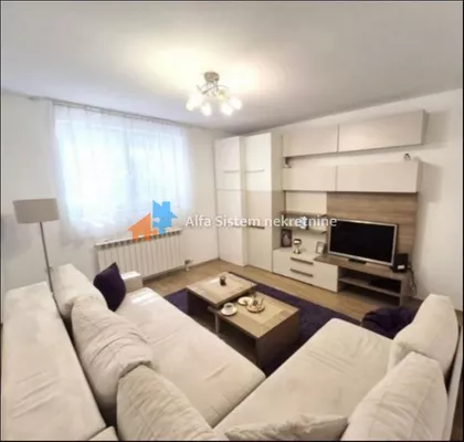 Crveni Krst Vračar | 4zida.rs