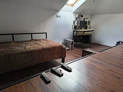 Jarčujak | 4zida.rs