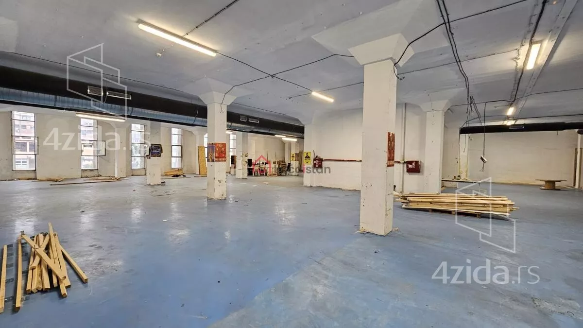 Poslovni prostor | 4zida