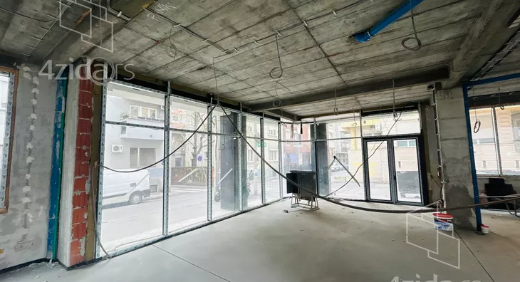 Poslovni prostor | 4zida