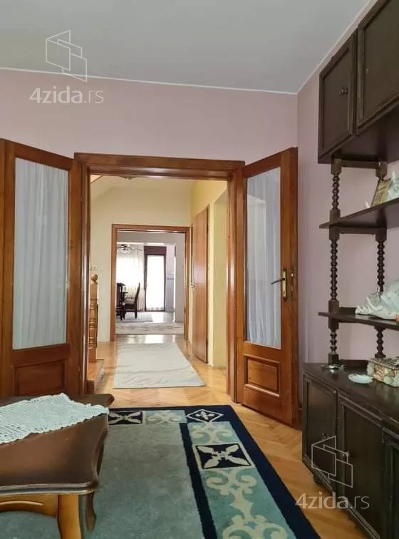 3-etažna kuća | 4zida