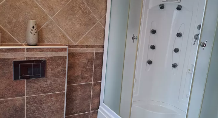 5-etažna kuća | 4zida