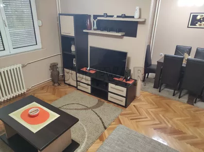 Vizantijski bulevar | 4zida.rs