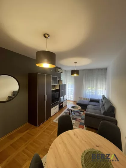 Novi Sad - Centar | 4zida.rs