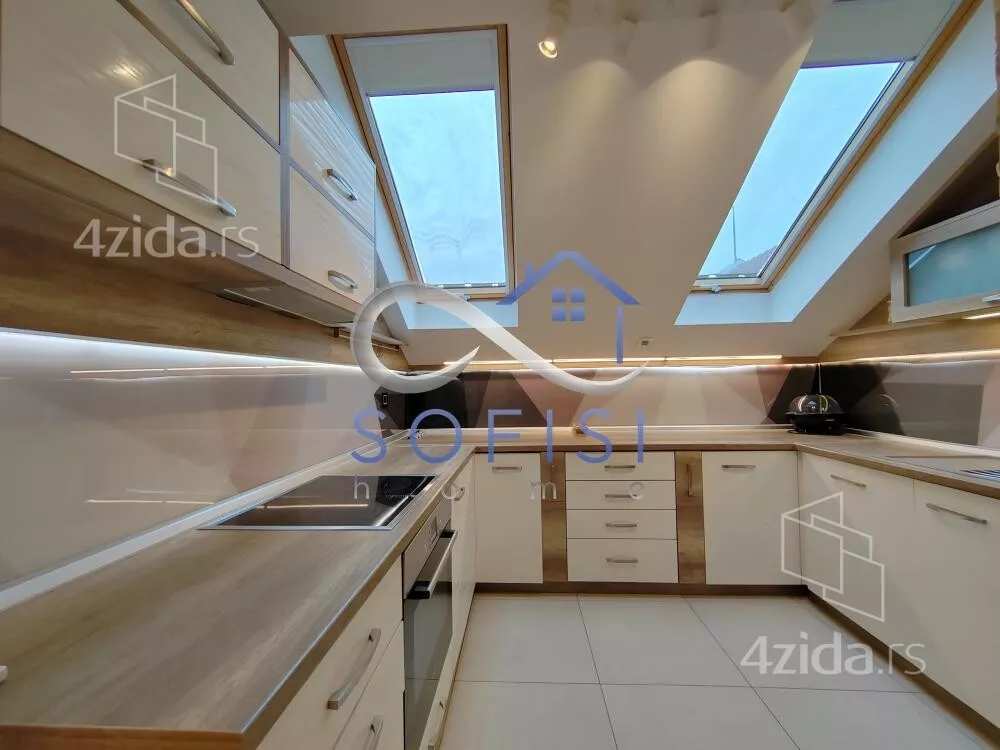 Petosoban stan | 4zida