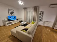 Beograd, Vračar, Crveni Krst Vračar | 4zida.rs | 4zida.rs