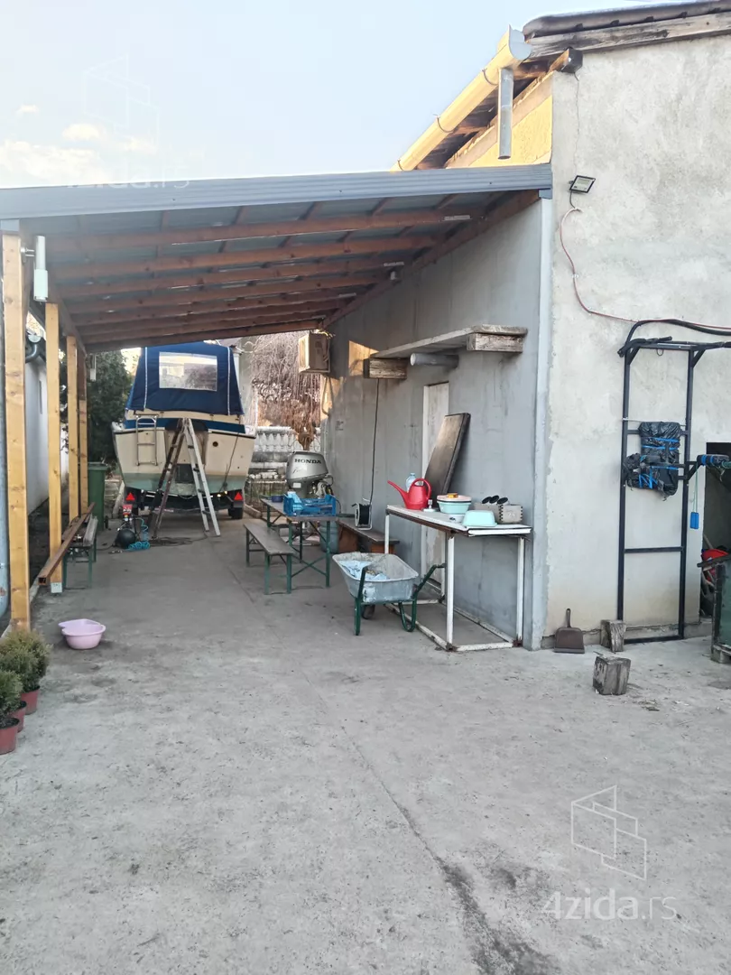 3-etažna kuća | 4zida